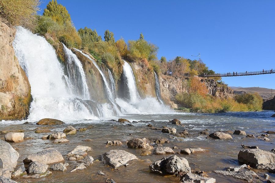 گشت نیمروزی آبشار مرادیه