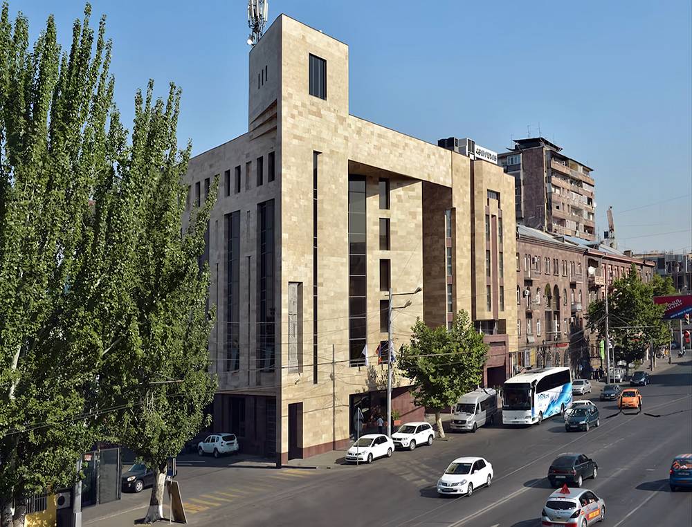 آنی سنترال